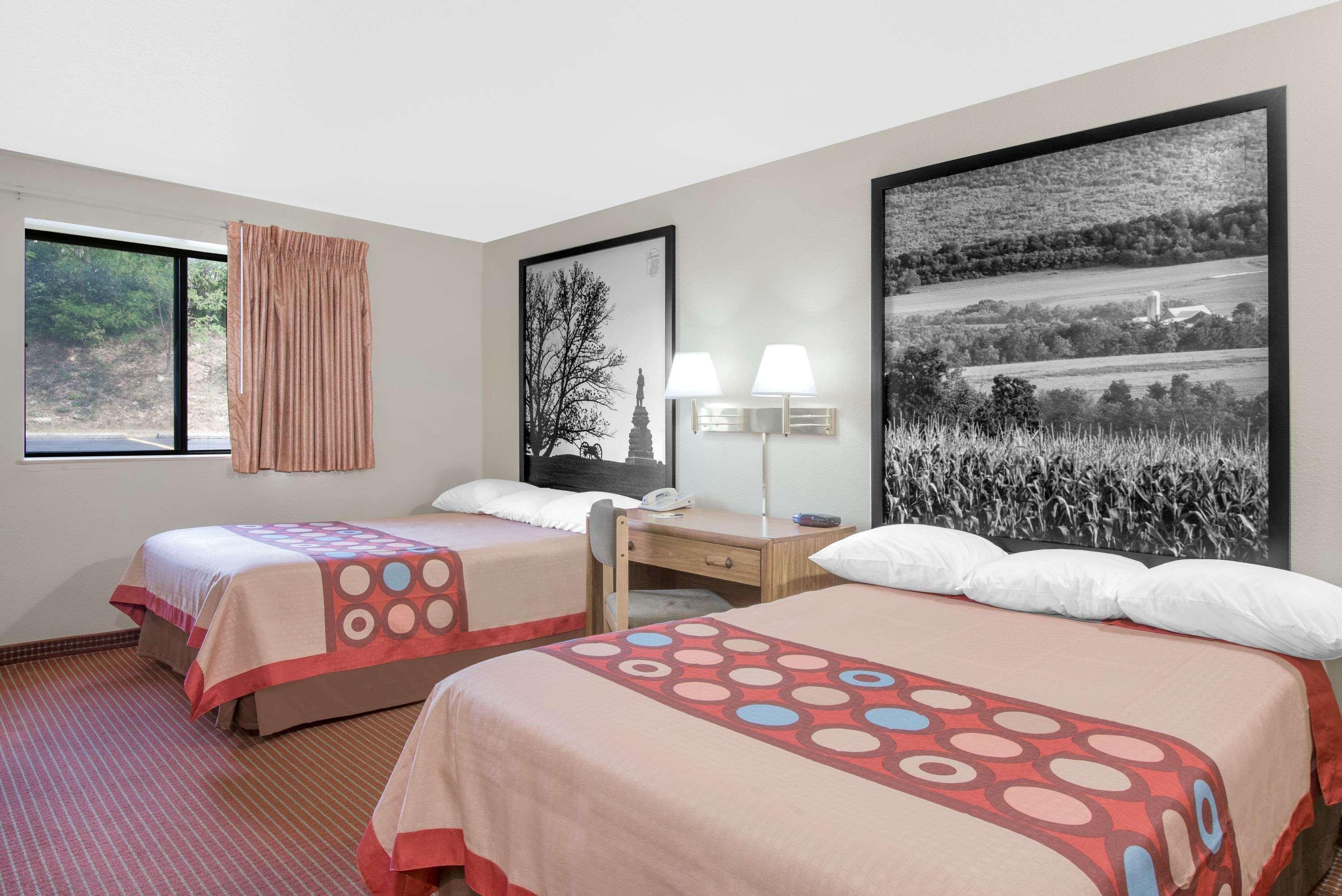 ซูเปอร์ 8 บาย วินด์แฮม แอลทูนา Hotel ภายนอก รูปภาพ